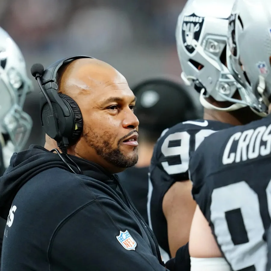 Calls for Raiders to Fire Antonio Pierce Starting to Heat Up