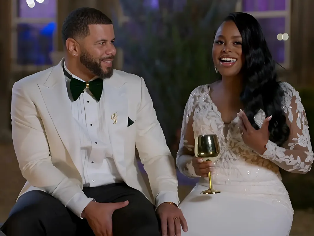 Ashley and Tyler from 'Love Is Blind' made it to the altar — but they'll likely have to address their controversy at the reunion liennhi