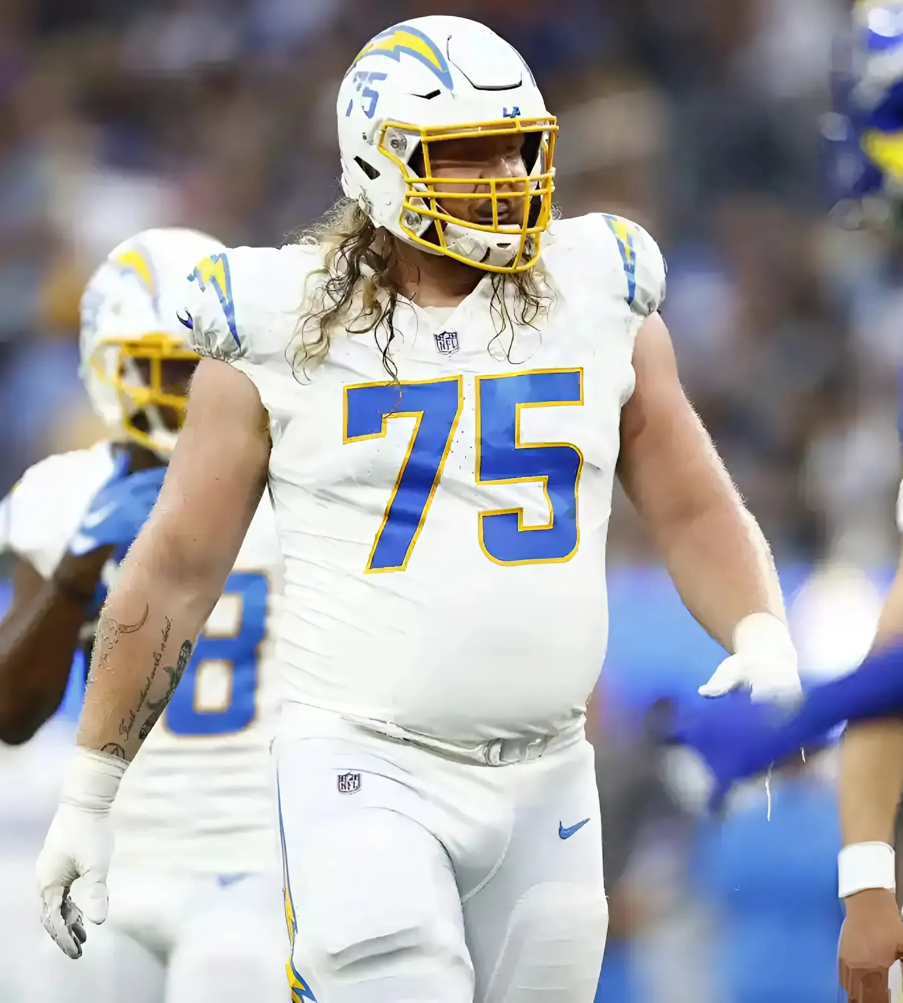 Bears Sign Huge Ex-Chargers Lineman After Losing Promising OL to Injury