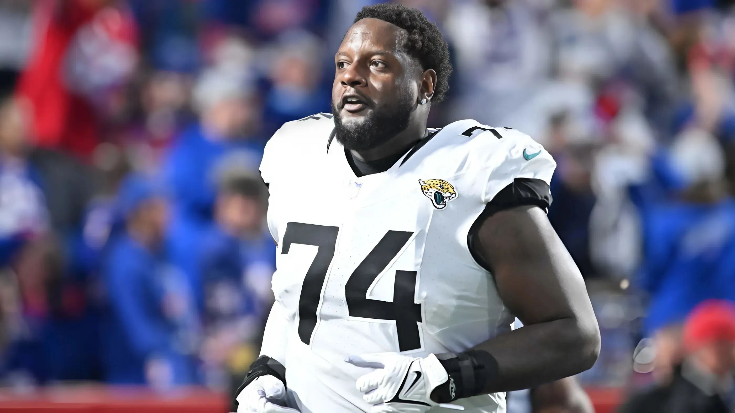 Vikings Add Left Tackle to Replace Injured Christian Darrisaw in Trade With Jaguars