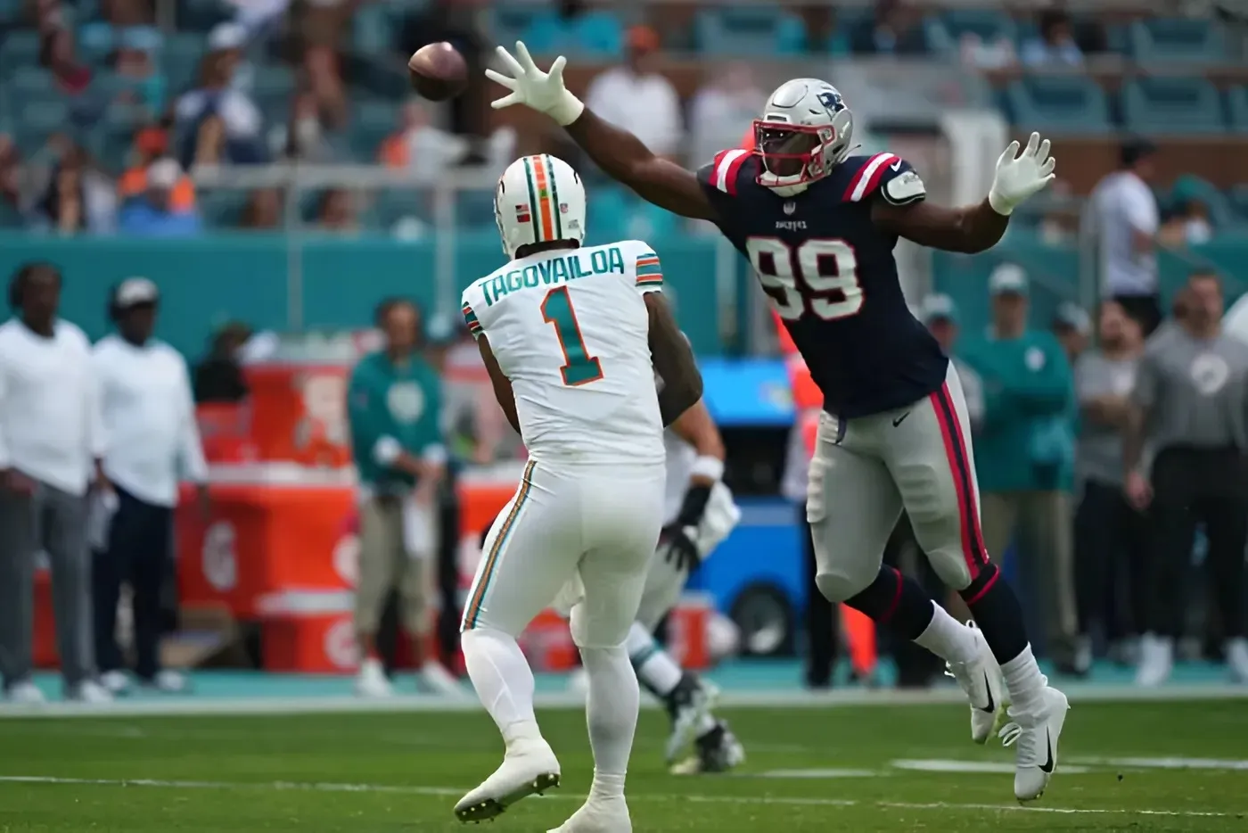 The Patriots are still listening to offers after trading Josh Uche, Brad Holmes and the Lions should call about their top pass rusher Keion White, here's a trade proposal