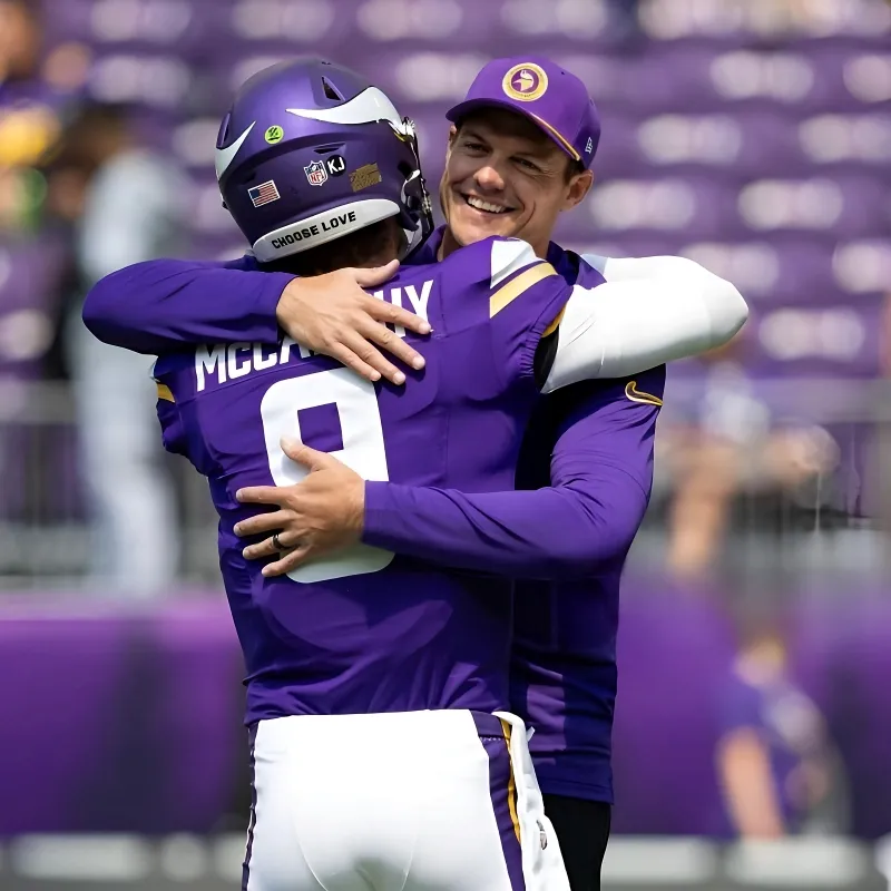 Vikings Coach Sent 'Elephant in the Room' Message to QB Amid JJ McCarthy Return