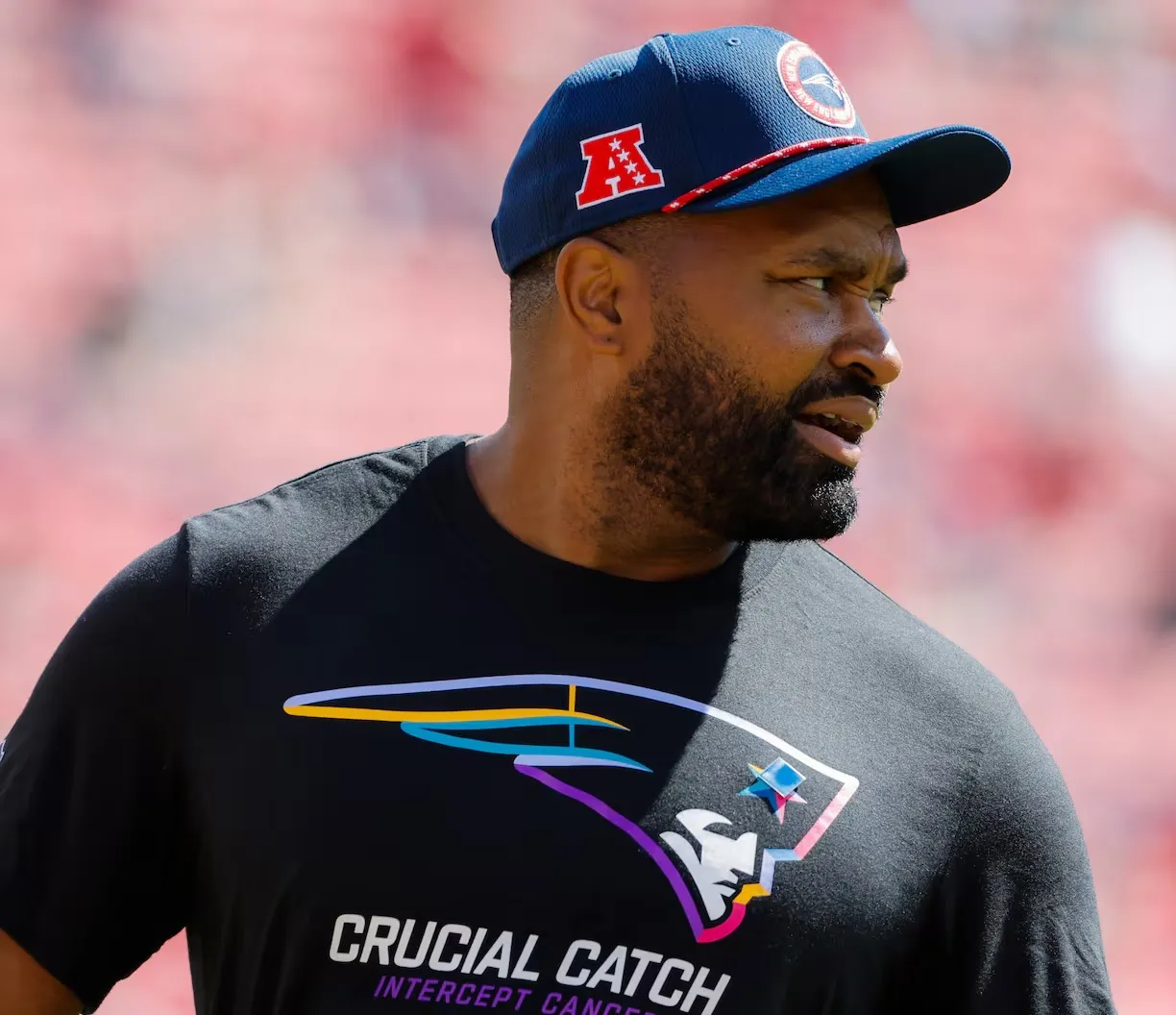 Jerod Mayo Explains New Role for ‘Very Explosive’ Patriots Rookie