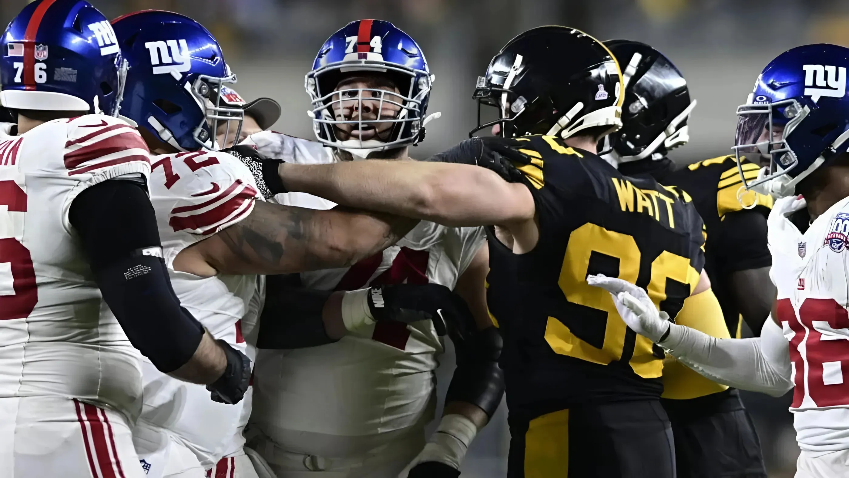 Giants RT Takes Shot at Steelers’ T.J. Watt: Not Going to ‘Sing His Praises’