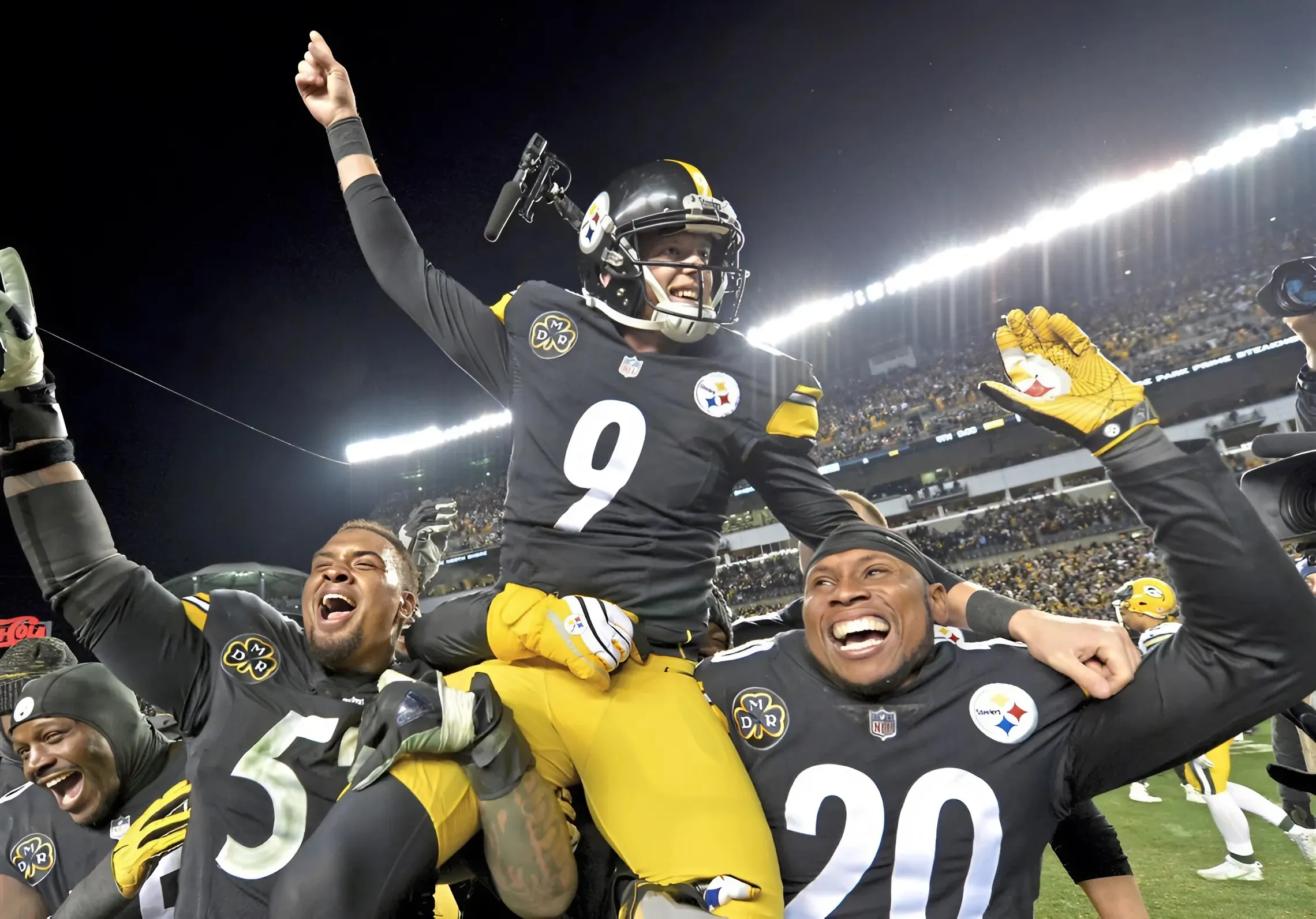 Multiple Steelers Receive Huge Honors in October