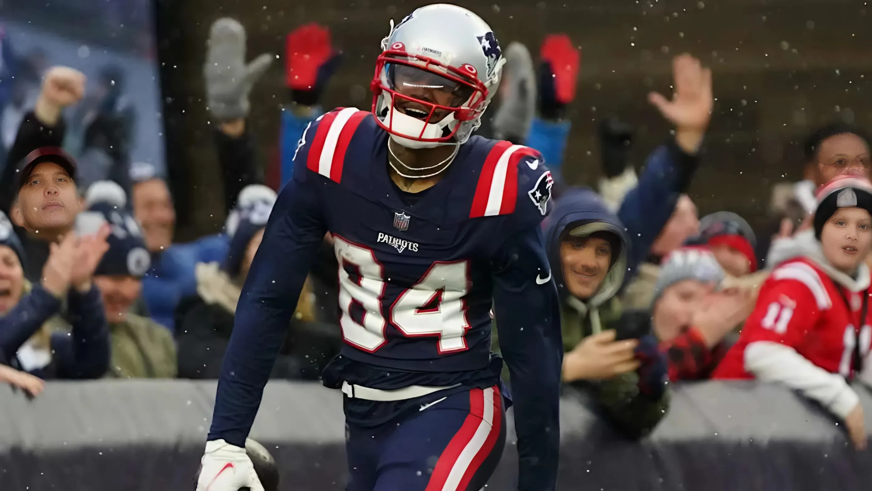 Patriots WR Escapes Trade Despite Rumors