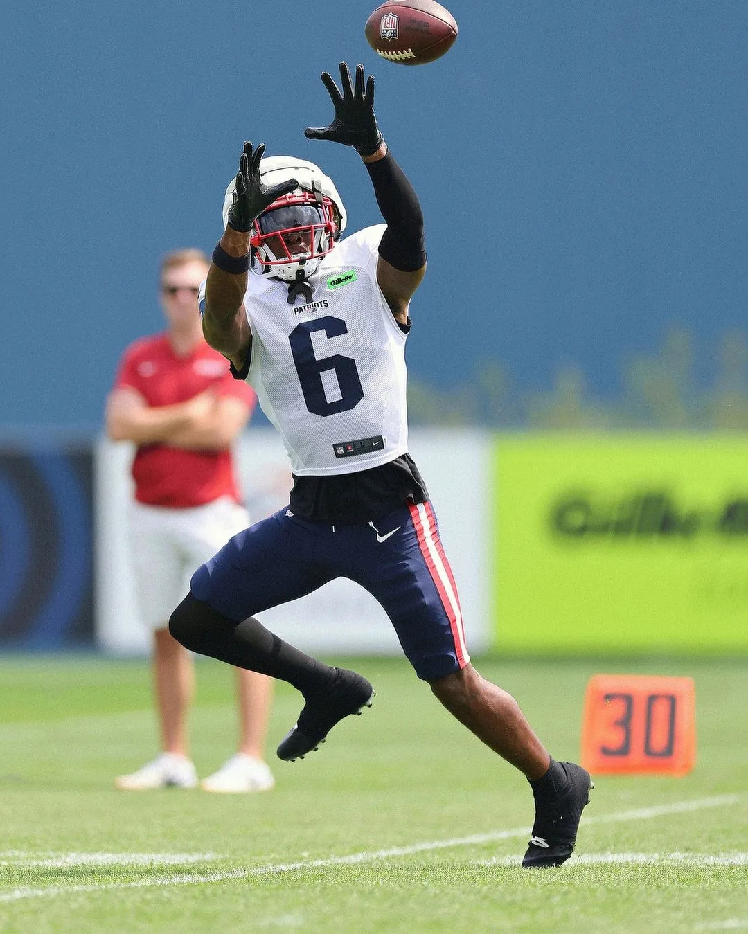 Patriots Opening Doors for Rookie WR to Shine.