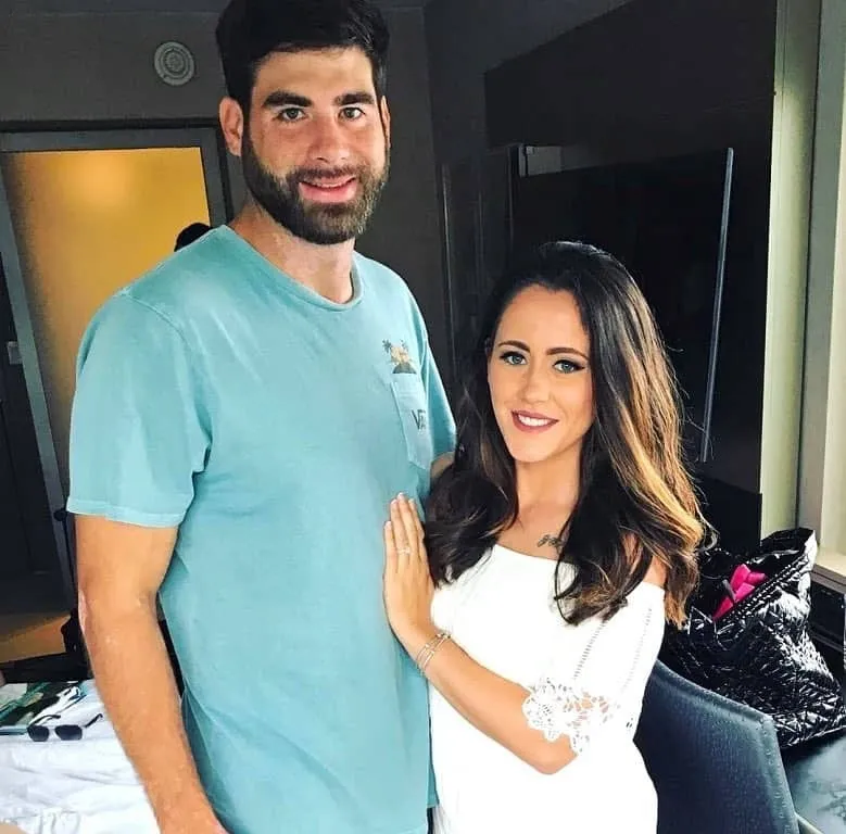 Jenelle Evans Announces Her New Show! Plus MTV Finally Decides If She’ll Keep Filming Teen Mom 2