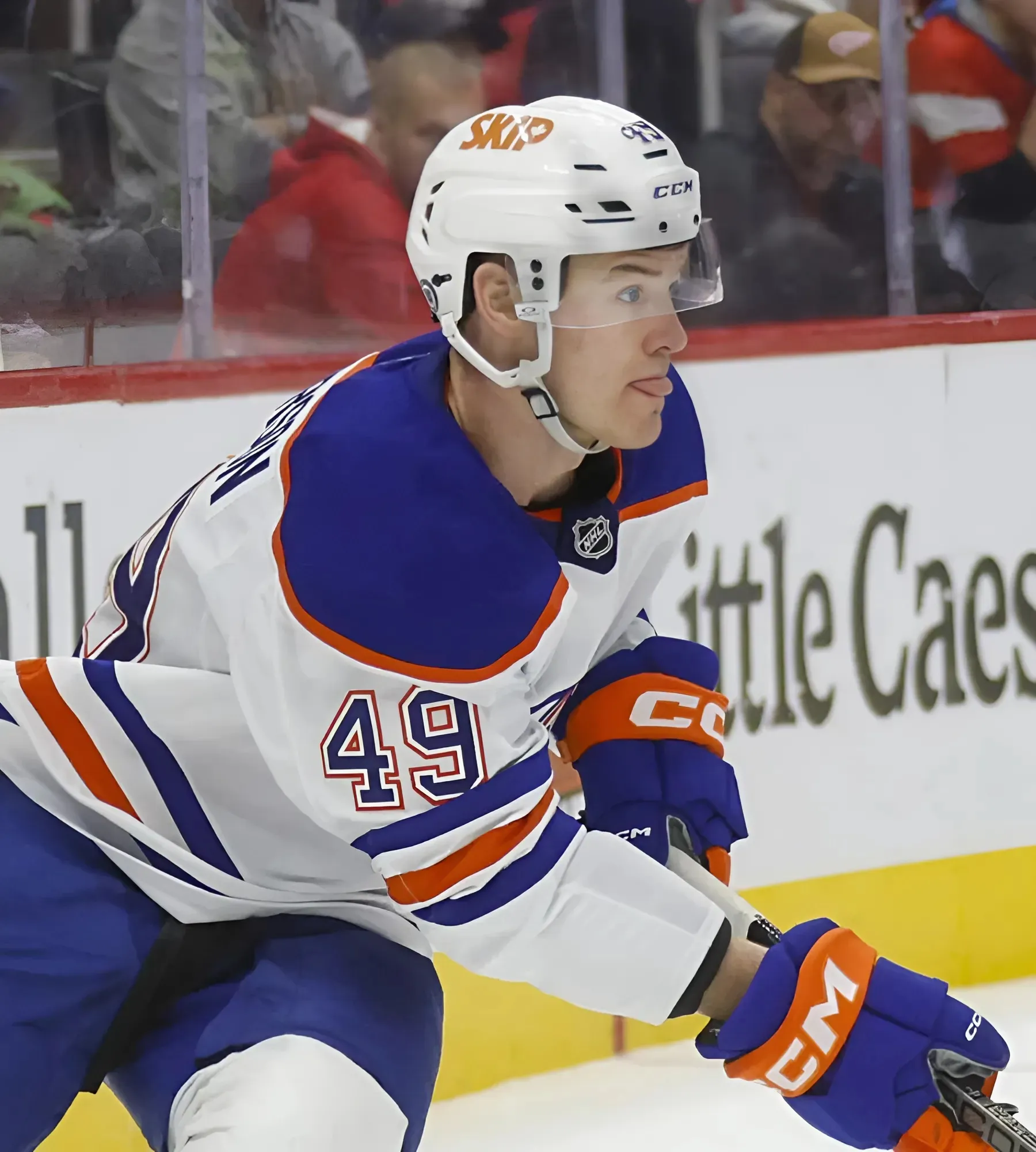 Oilers and NHL Fans Bewildered by Lack of Penalty Call After Ty Emberson Fight