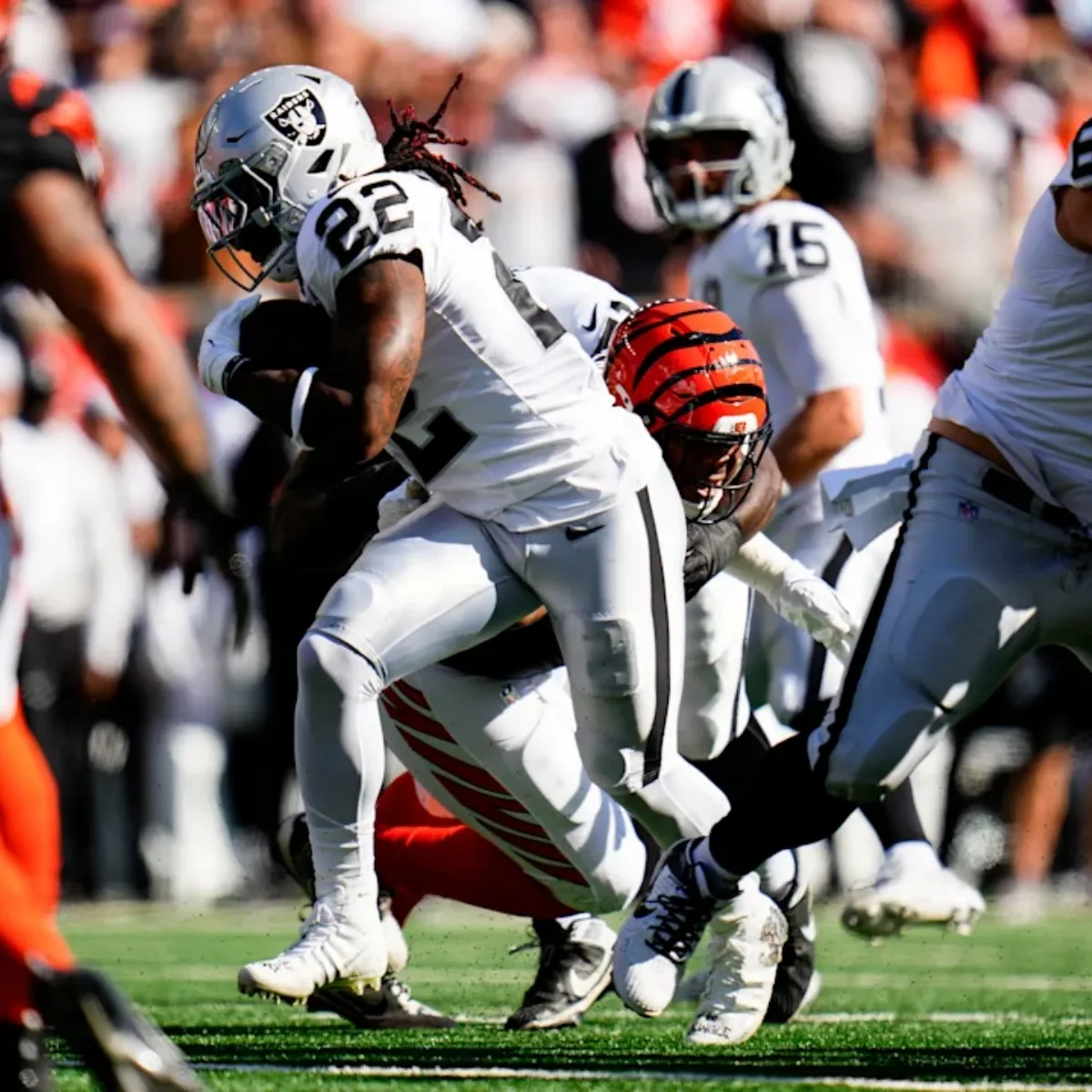 Raiders put out one of the worst offensive lines vs. Bengals we have seen in some time according to advanced stats