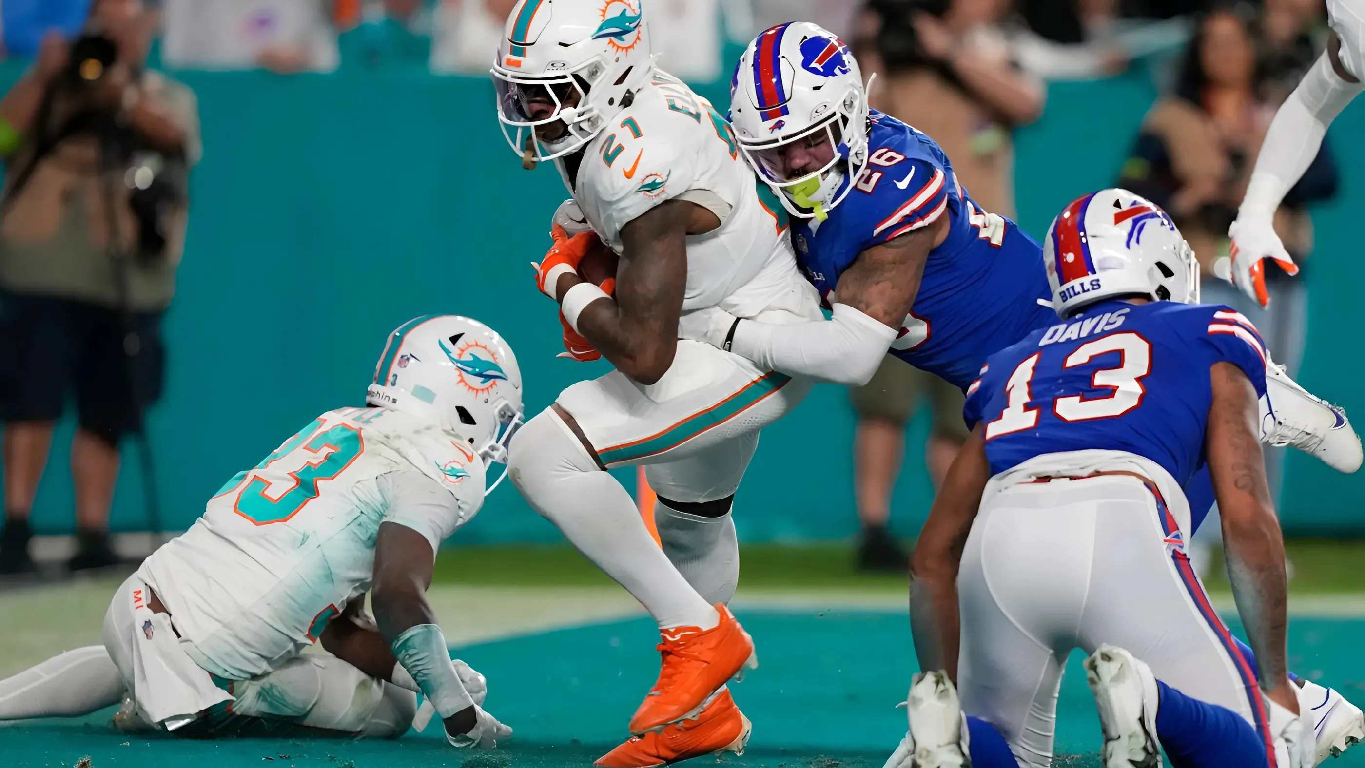 Josh Allen continues dominance of Dolphins with phenomenal second-half performance