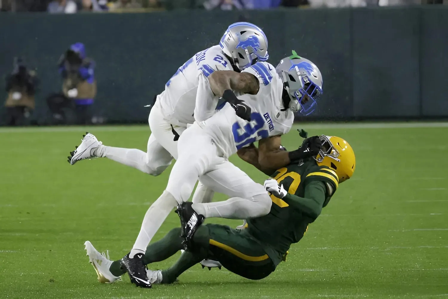 Lions' Brian Branch ejected after controversial h.it vs. Packers