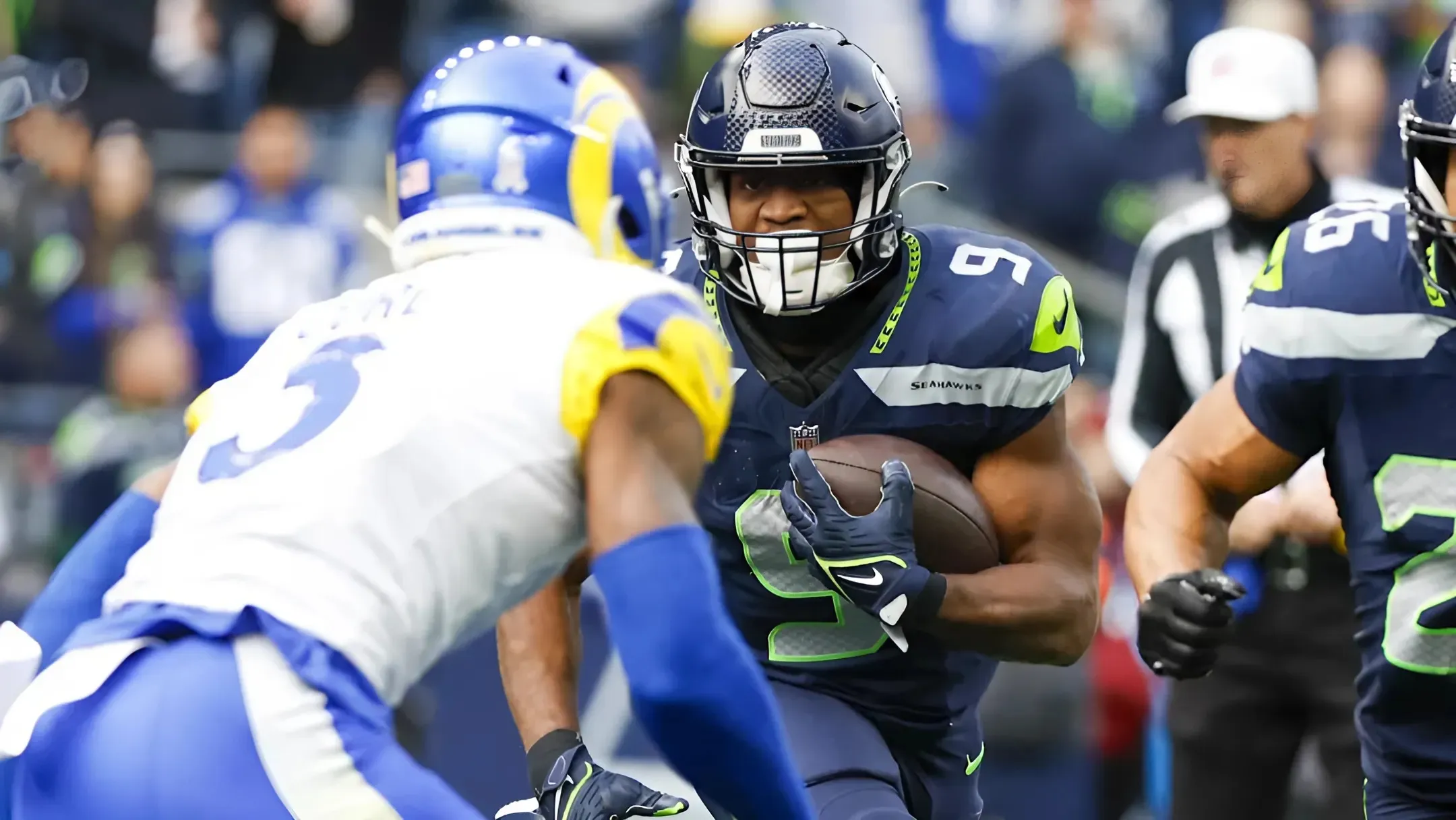 Halftime Observations: Seahawks Build 13-3 Lead vs. Rams With Late Scoring Frenzy