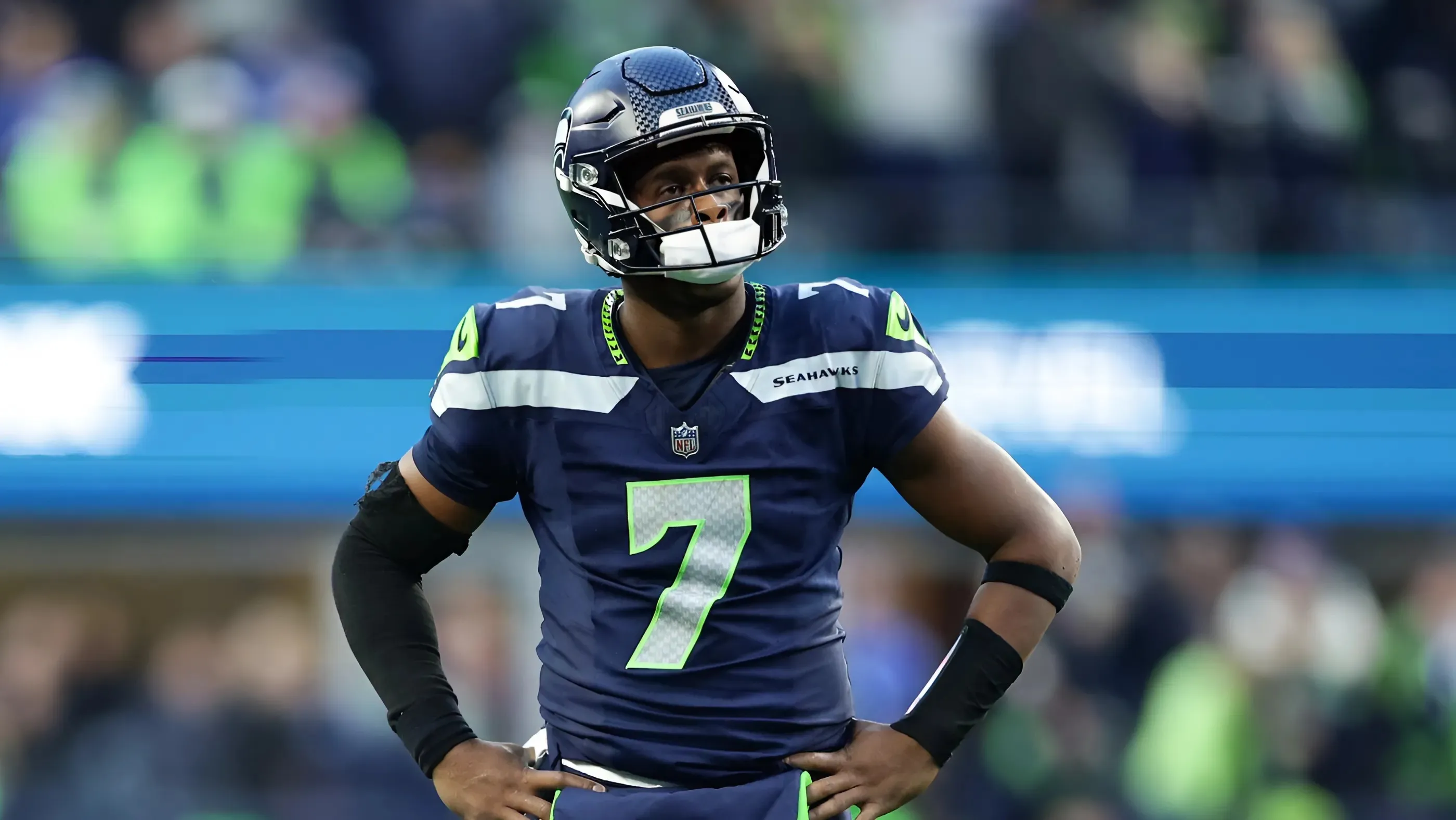 Geno Smith gives hollow apology about his play in Seahawks Week 9 loss