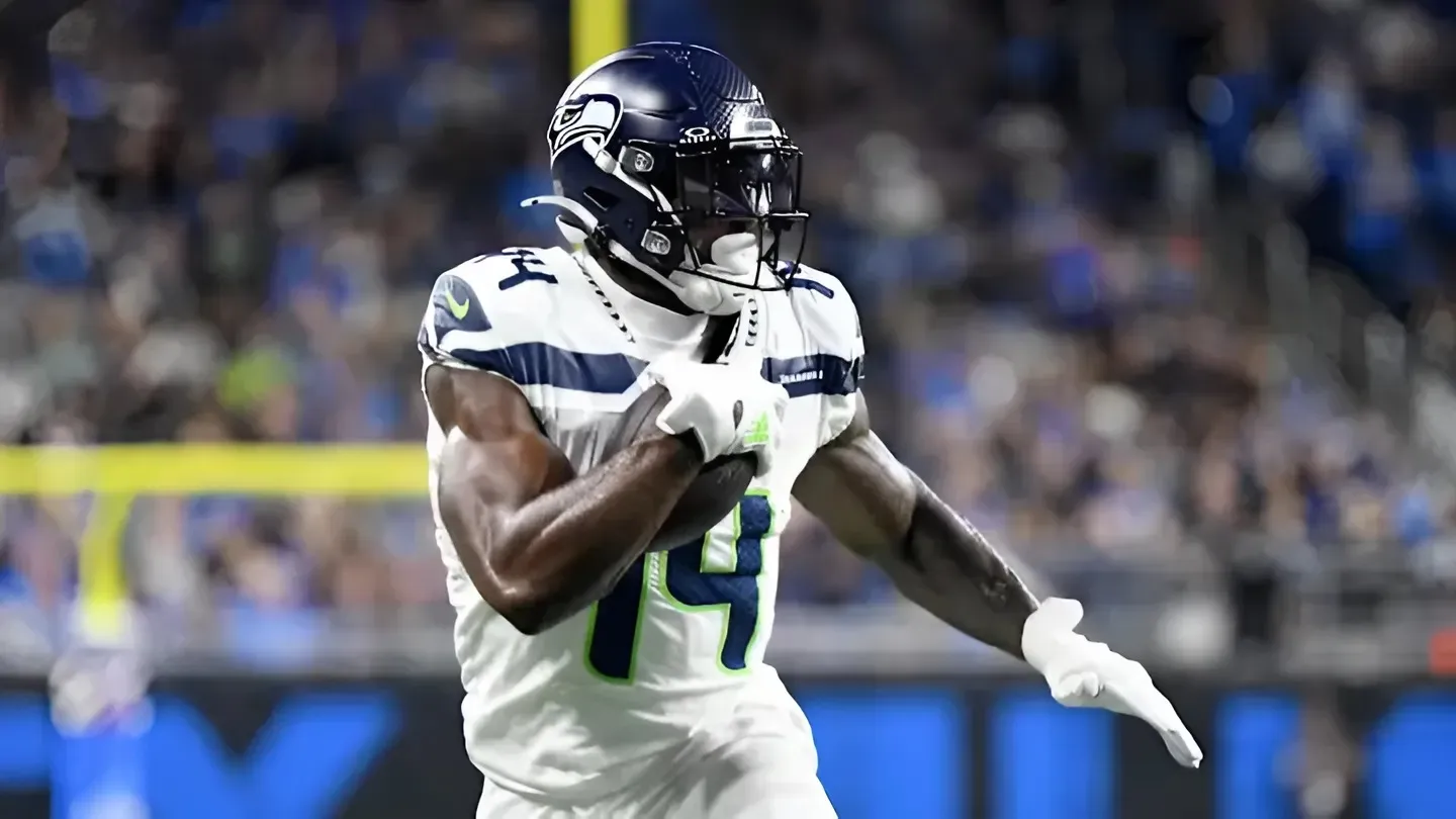 NFL Teams Pushing Seahawks to Make Blockbuster Trade With $72 Million Star