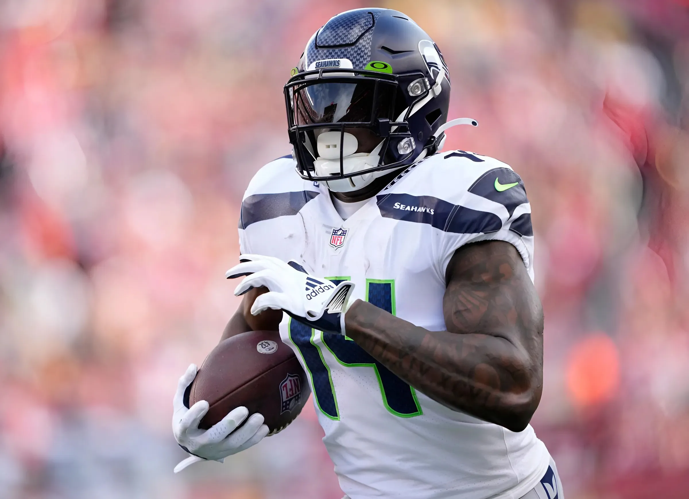 NFL Teams Pushing Seahawks to Make Blockbuster Trade With $72 Million Star