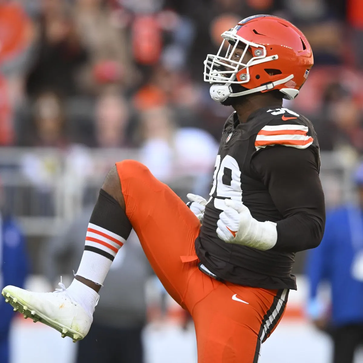 Browns Send 3-Word Message To Za’Darius Smith After Trade