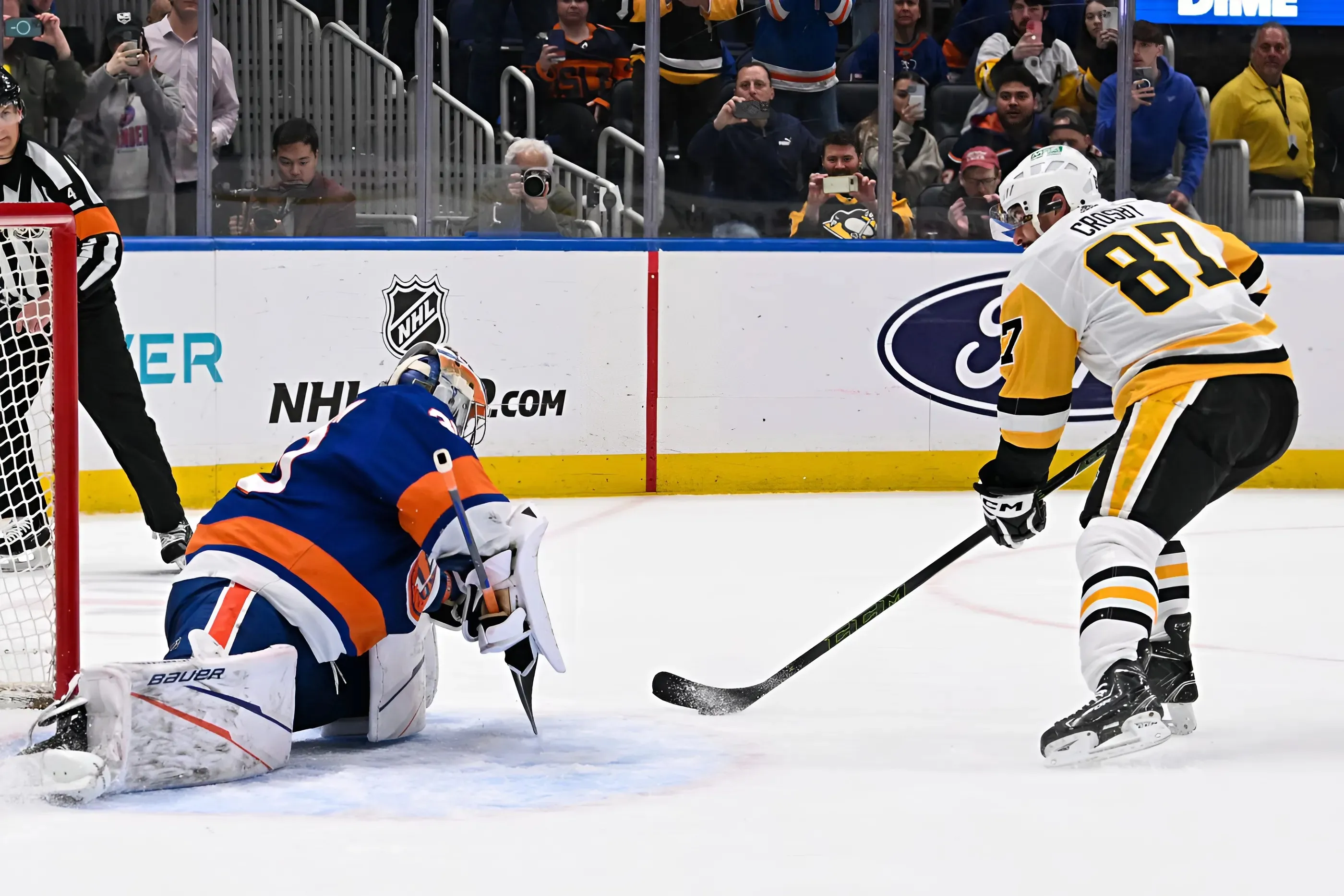 Nov. 5 New York Islanders Vs Pittsburgh Penguins