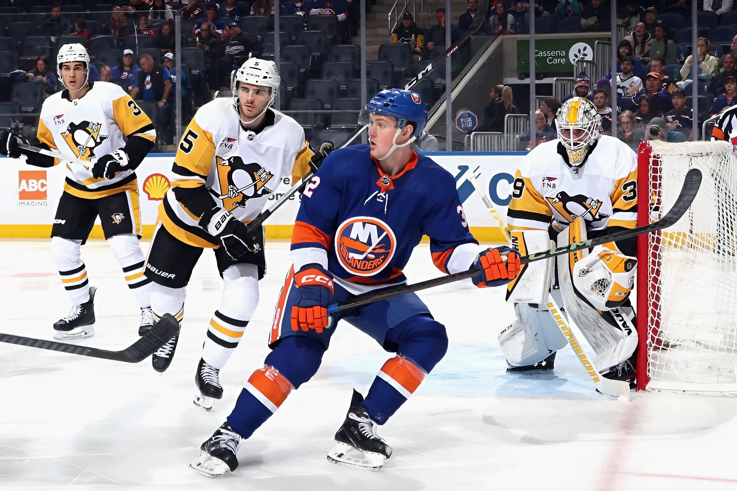 Penguins blow 2-goal lead in 3rd period, drop shootout to Islanders