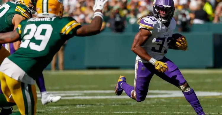 Packers: Aaron Jones Takes Massive Shot At Green Bay (Report)