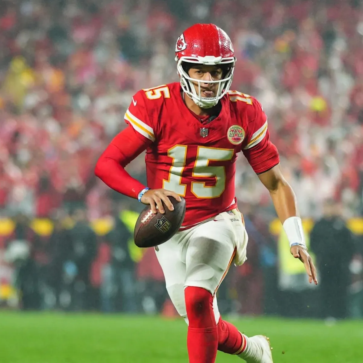 Chiefs QB Patrick Mahomes Sheds Light on Ankle Injury: ‘Sharp Pain Down My Leg’