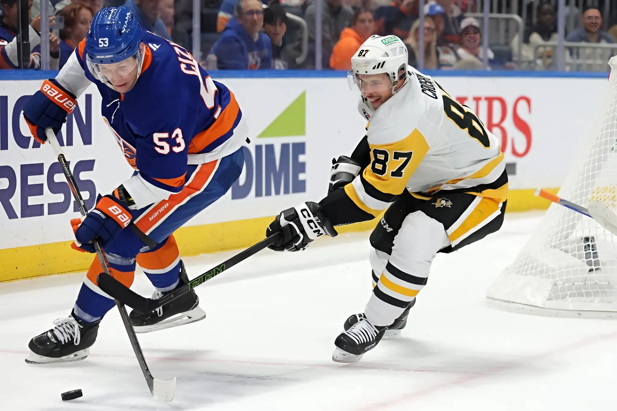 New York Islanders to defeat the Pittsburgh Penguins, 4-3