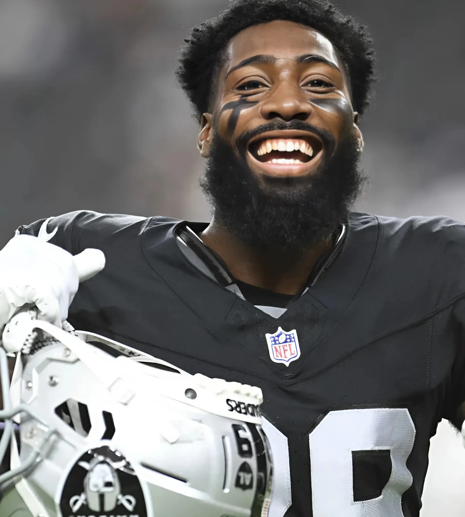 Las Vegas Raiders CB Nate Hobbs sends a clear message about the team's identity during the bye week