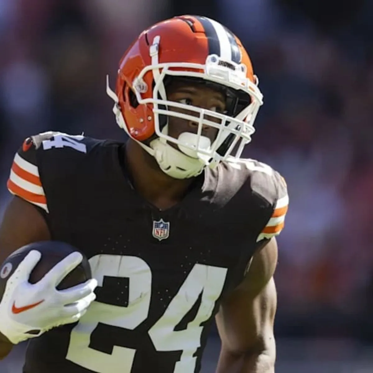 Browns Star Nick Chubb's Future with Team in Doubt