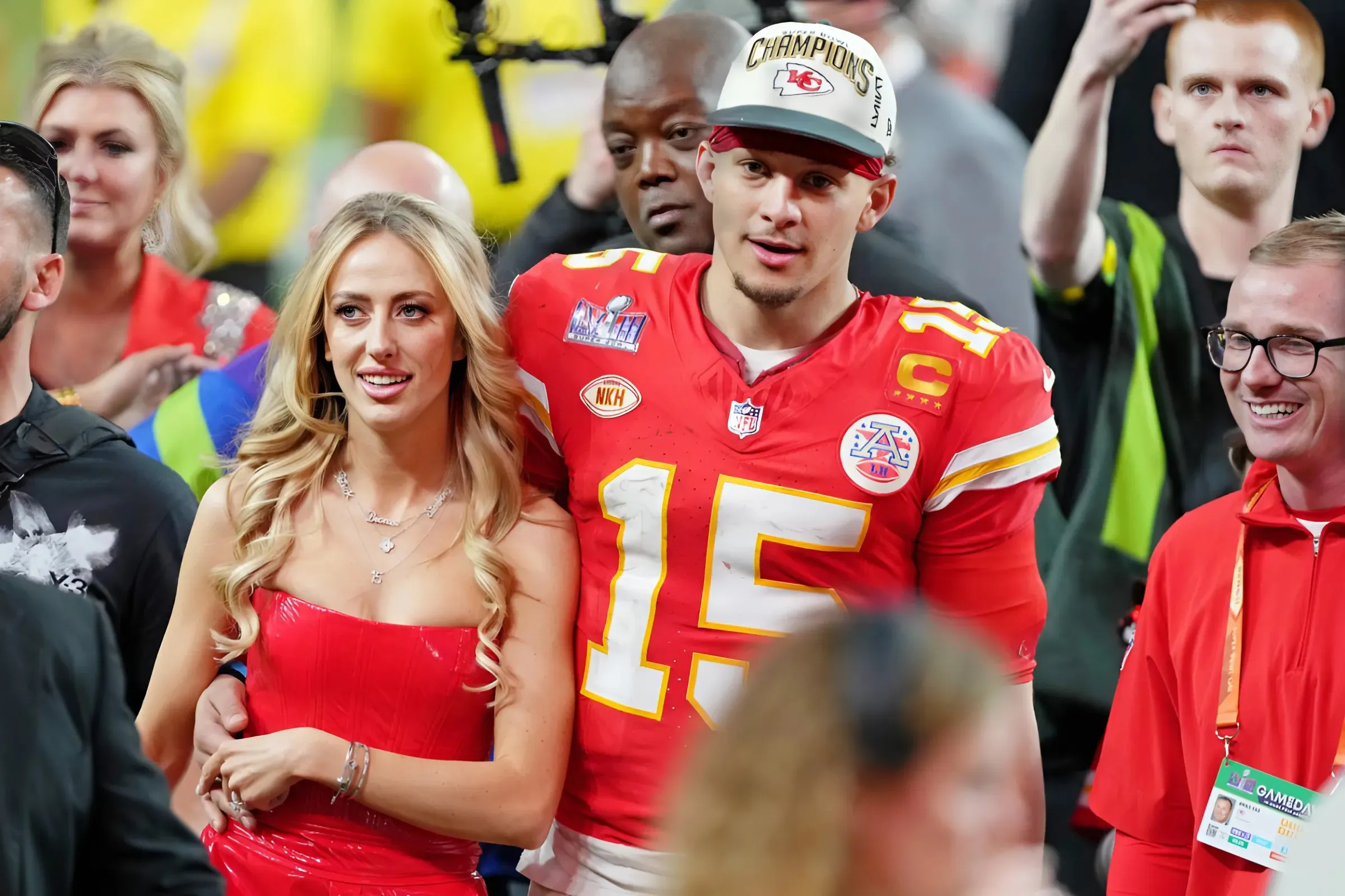 Brittany Mahomes Posts All-Caps Message on Chiefs Ahead of Week 10