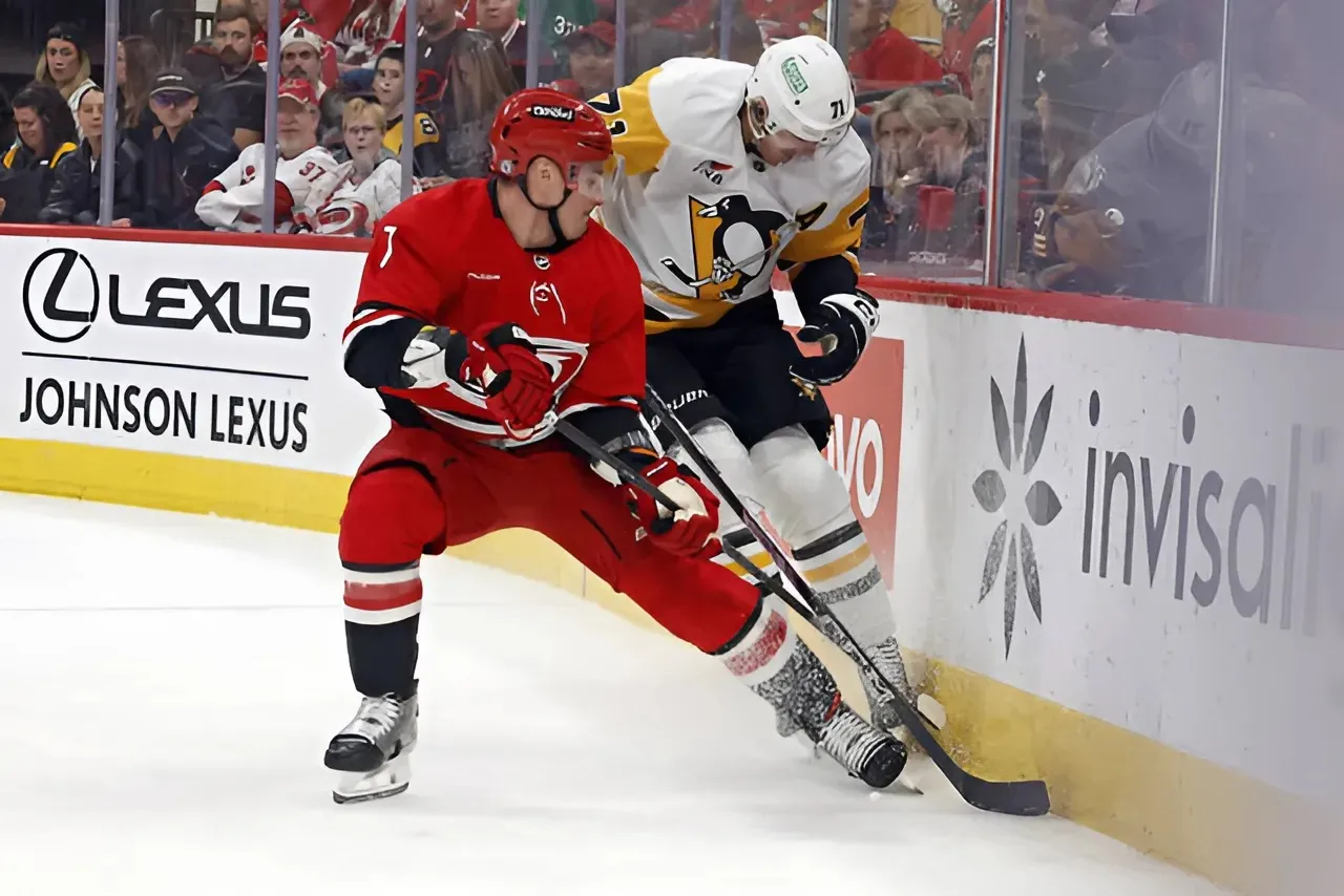 Penguins fall to Hurricanes on road again