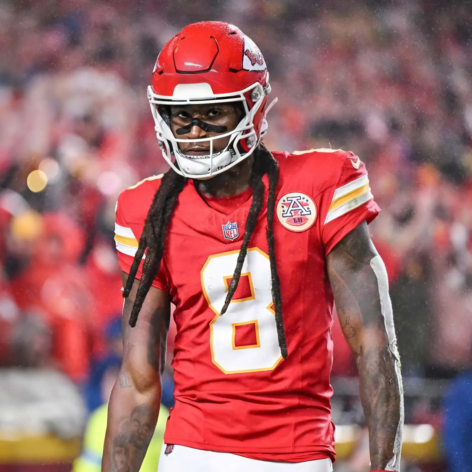 Chiefs WR DeAndre Hopkins Under Fire Over Tom Brady Post