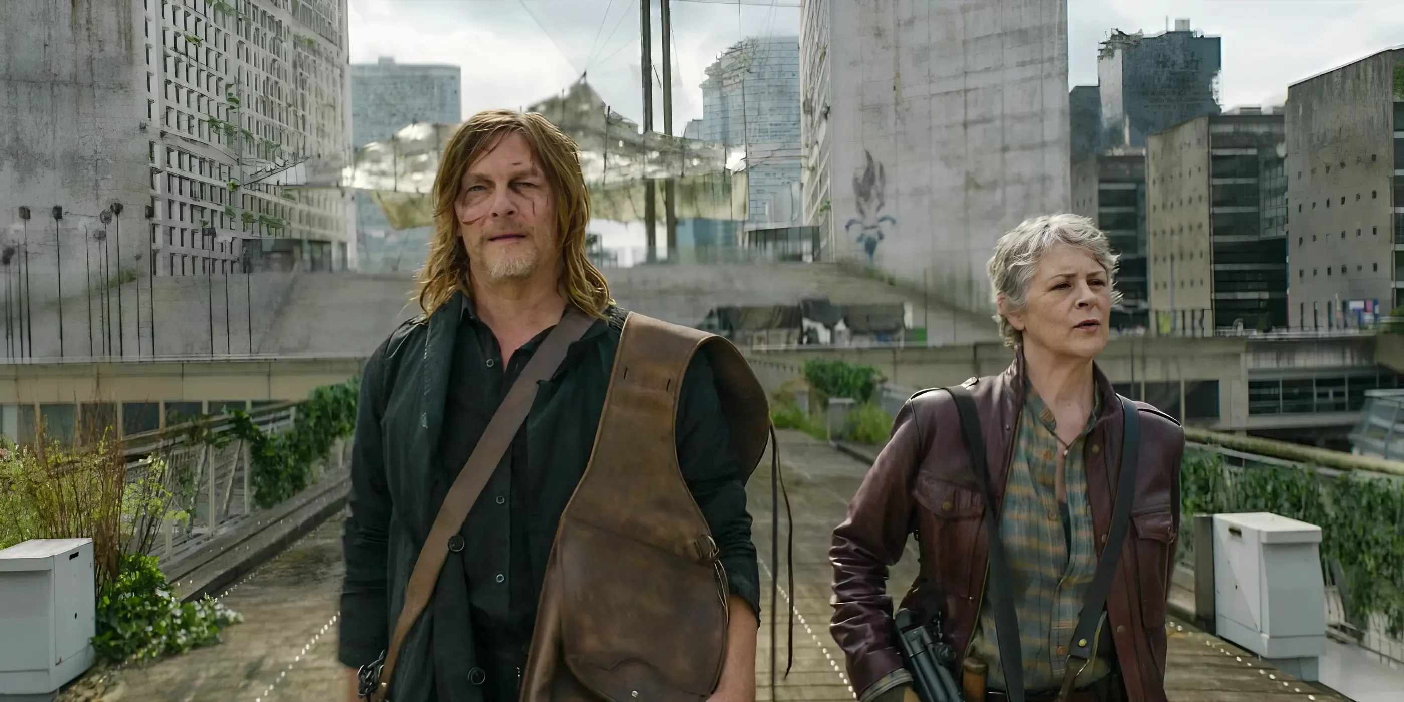 The Walking Dead: Daryl Dixon's Norman Reedus & Melissa McBride Reveal How Spain Defines Season 3: "The Location Itself Is...A Character"