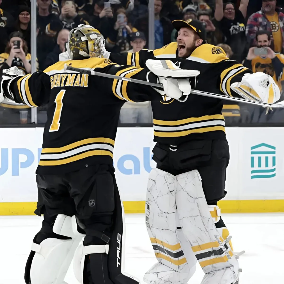 Swayman & Ullmark’s Friendship Will Be on Display When the Bruins Face the Senators