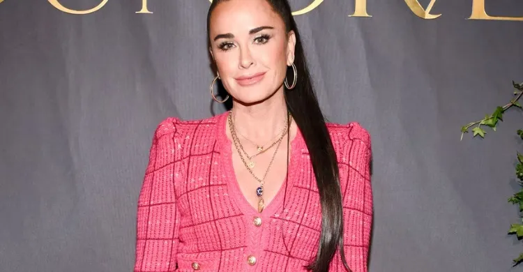 Kyle Richards Makes a Big Clarification About Her Hair: “Actually...”