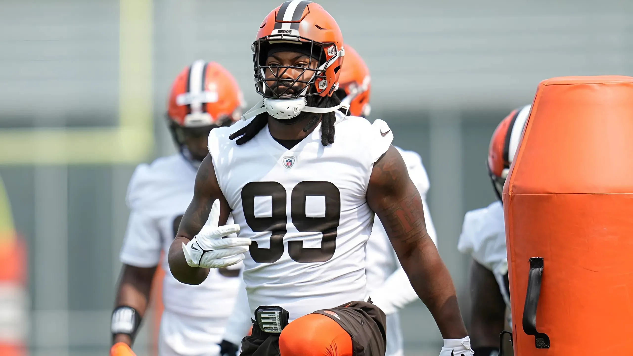 Za'Darius Smith Explains Cryptic Message After Trade From Browns