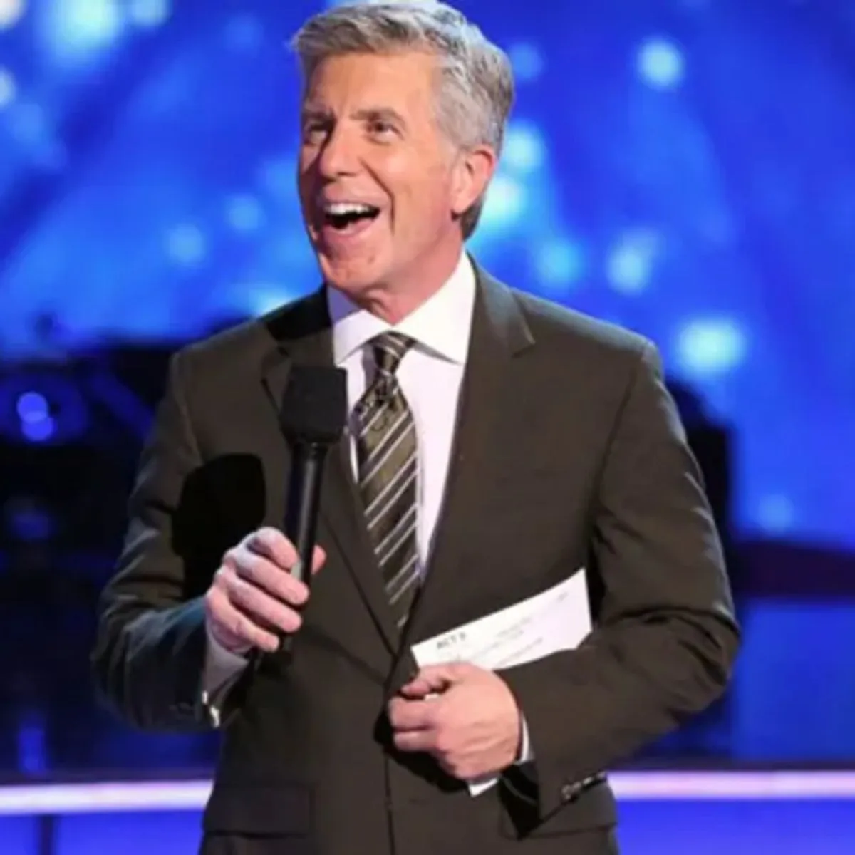 Tom Bergeron Reacts to DWTS 500th Episode Milestone