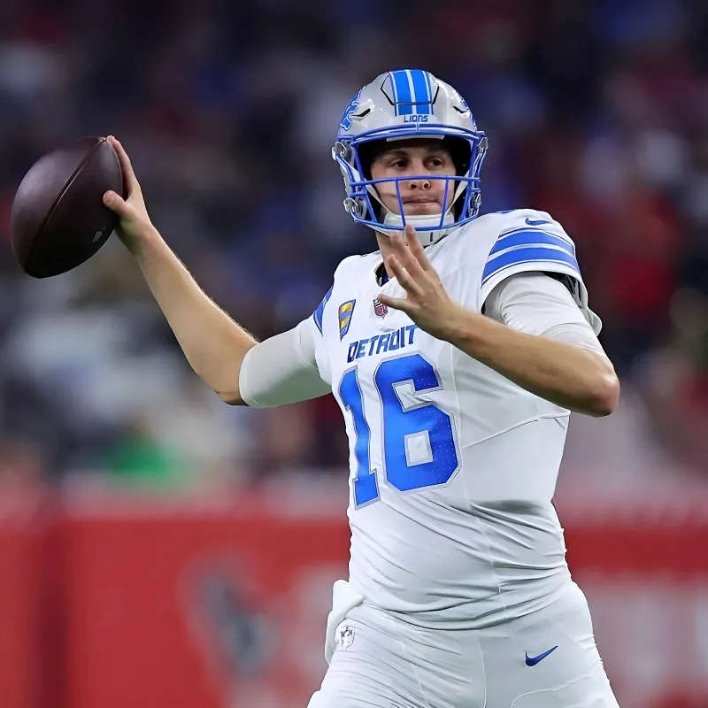 Lions QB Jared Goff throws single-game, career-high 5th interception on 'SNF'