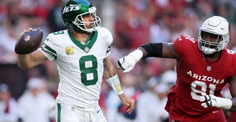 Aaron Rodgers tight-lipped after Jets' loss to Cardinals