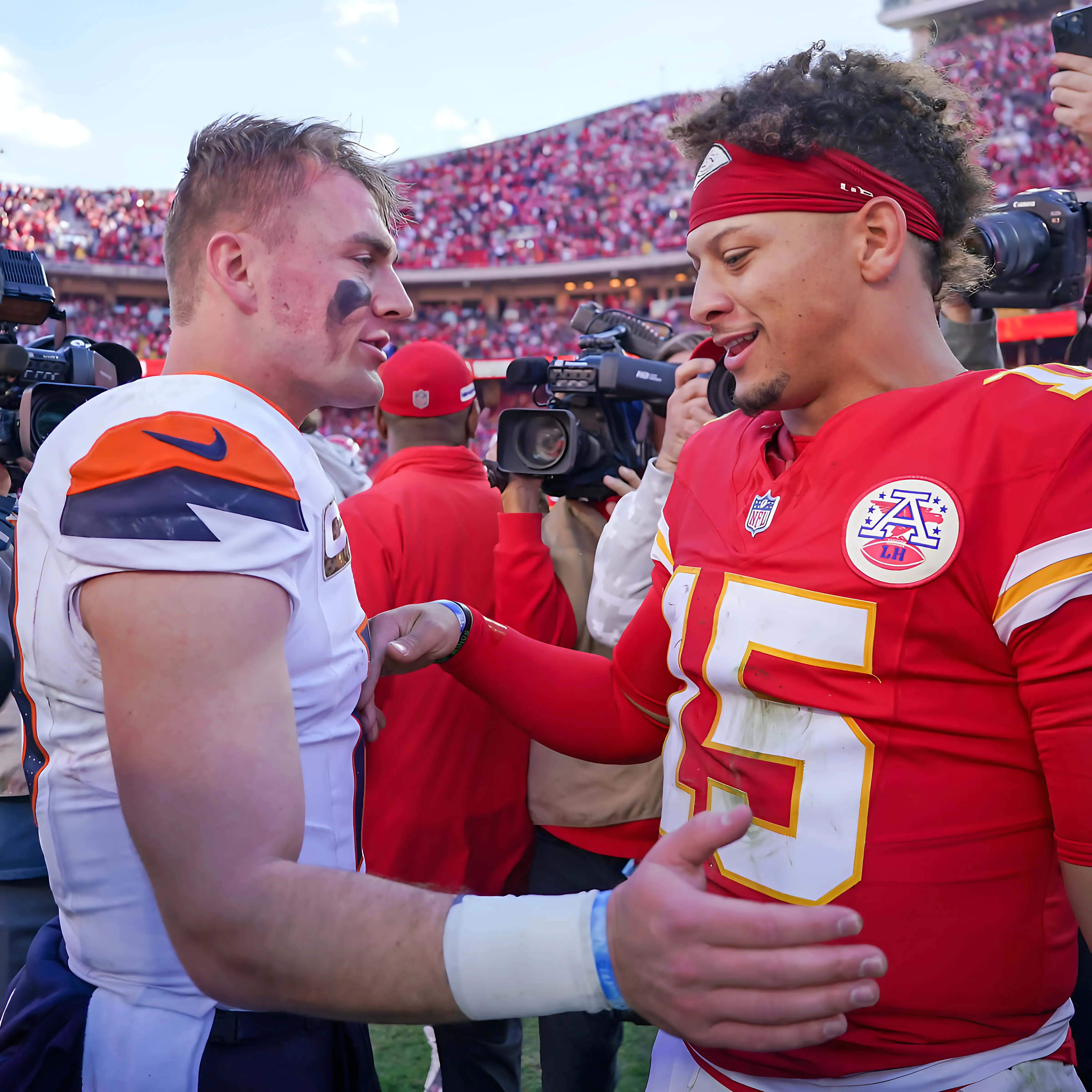 Patrick Mahomes’ Message to Bo Nix During Postgame Handshake Turns Heads