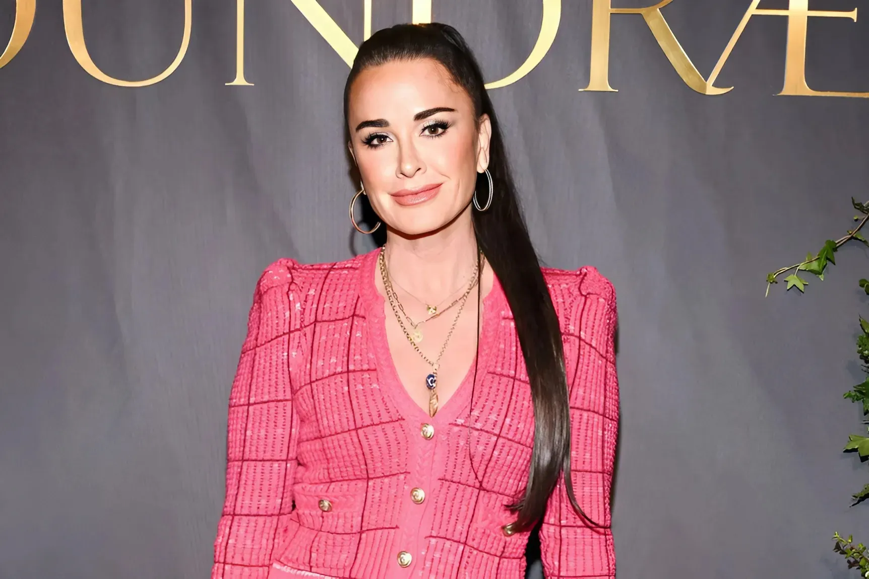 Kyle Richards Makes a Big Clarification About Her Hair: “Actually...”