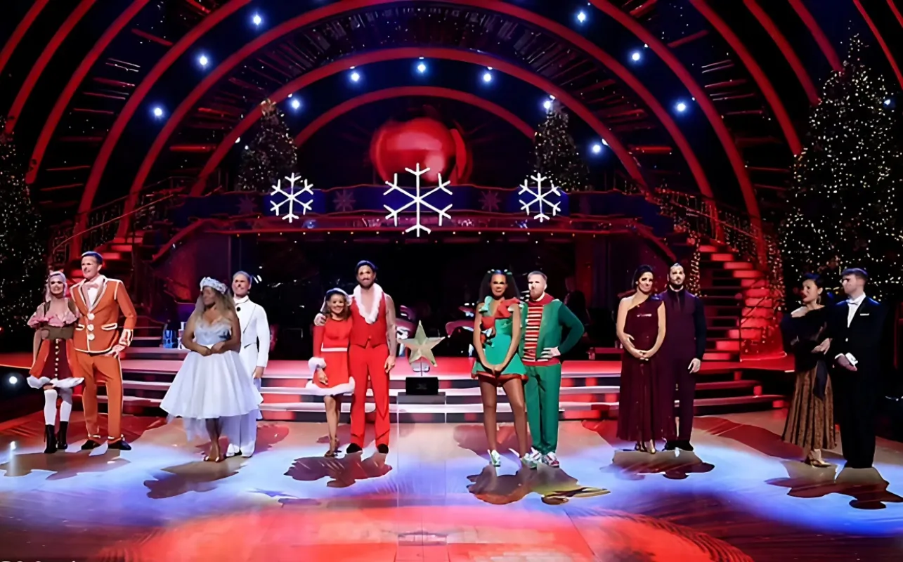 Strictly sends viewers wild as it reveals comedian is the FIRST to be confirmed for the festive special as the funnyman jokes he's about to 'ruin Christmas' liennhi