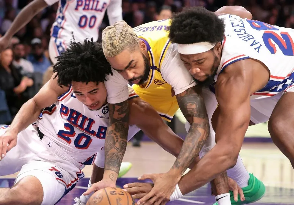 Lakers ‘Concerned’ About D’Angelo Russell Amid Bench Role