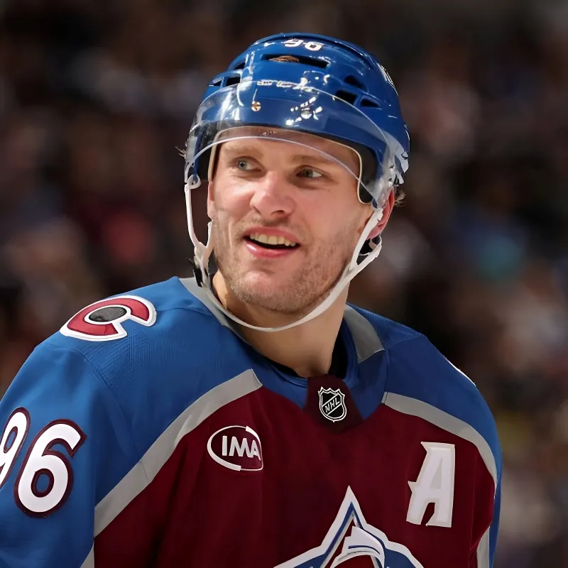 Mikko Rantanen gets another hat trick as the Avs are officially hot