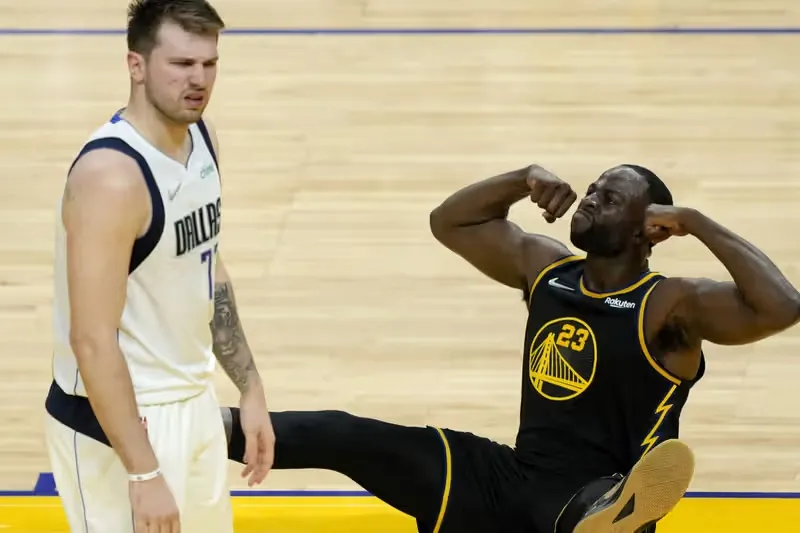 Draymond Green Yelled In Luka Doncic's Ear After Stephen Curry Hit 3-Point Dagger