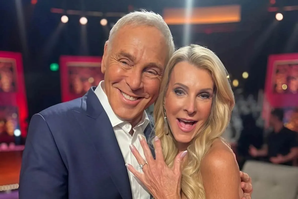 Neil Lane Shares Design Details About Joan Vassos’ Engagement Ring: ‘Very Classy, Just Like Her’ tram