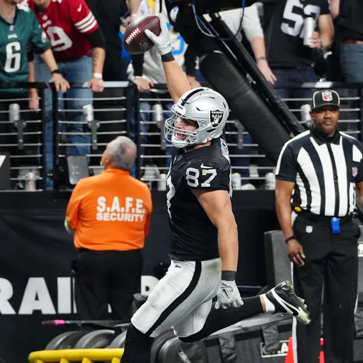 Raiders TE Michael Mayer Breaks Silence on Prolonged Absence