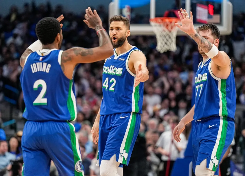 Mavericks' shocking rotational decision shows veteran's future is far from certain