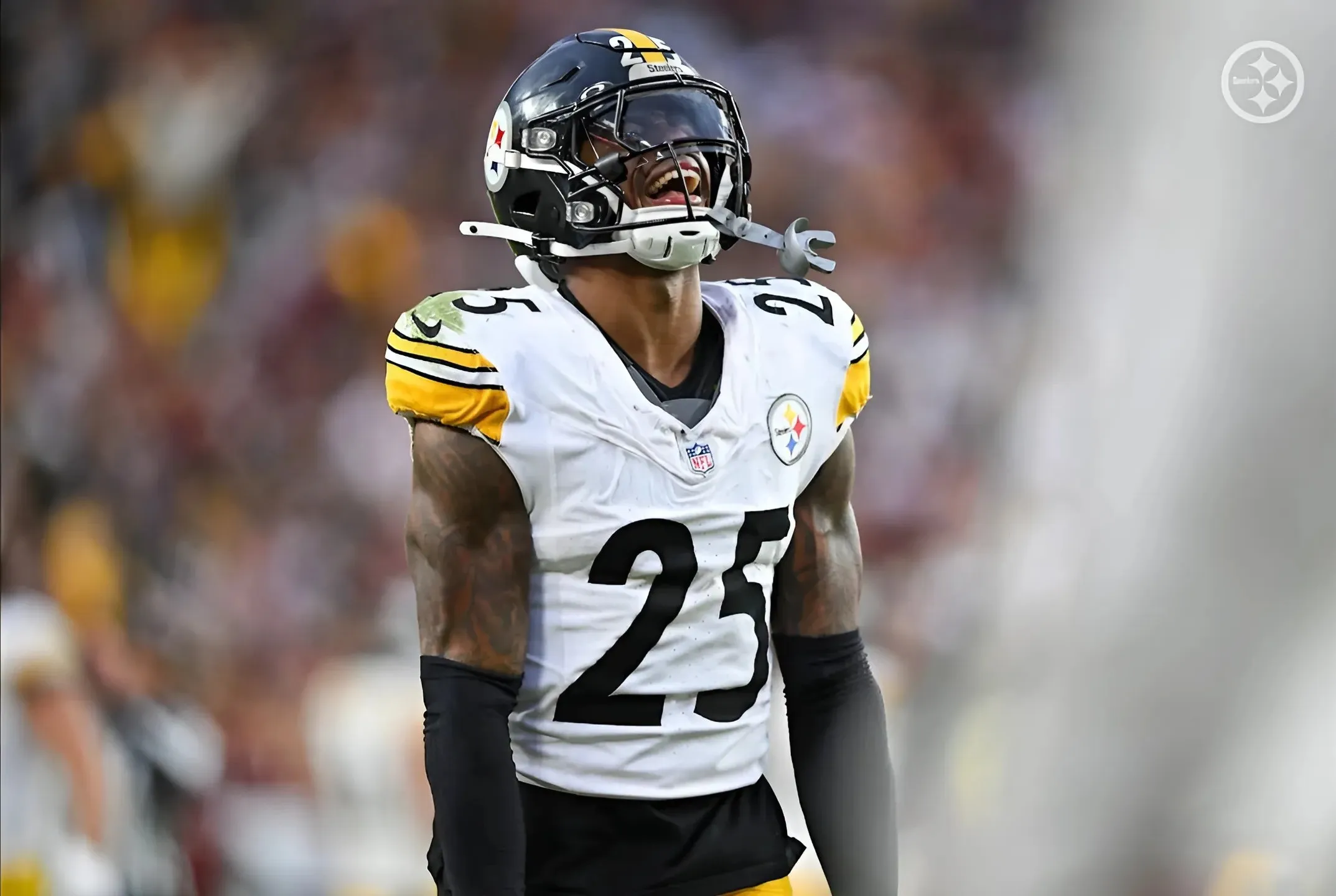 Steelers’ DeShon Elliott Leaves Ex-Ravens Teammate Speechless With Subtle Shot