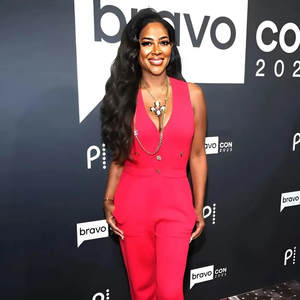 ‘RHOA’s Kenya Moore Regrets Exposing Explicit Photos Of Co-Star That Led To Her Exit: “I Am Sorry For What I’ve Done. I Didn’t Have To Take It That Far”