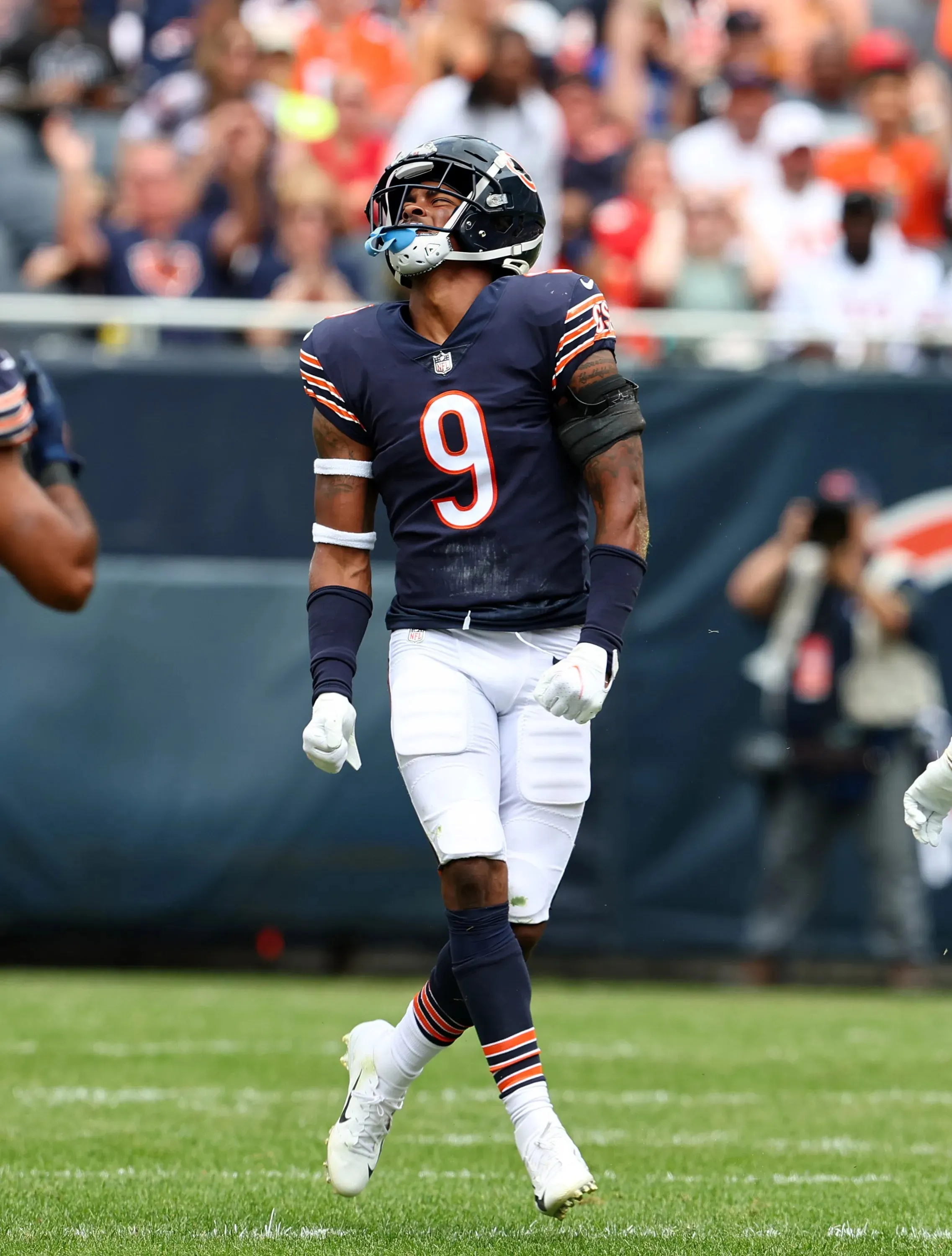 Bears Shut Down Defensive Starter in ‘Very Concerning Situation’